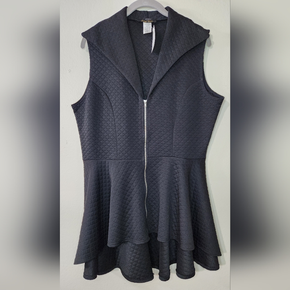 Elegant Black Quilted Pleplum Vest